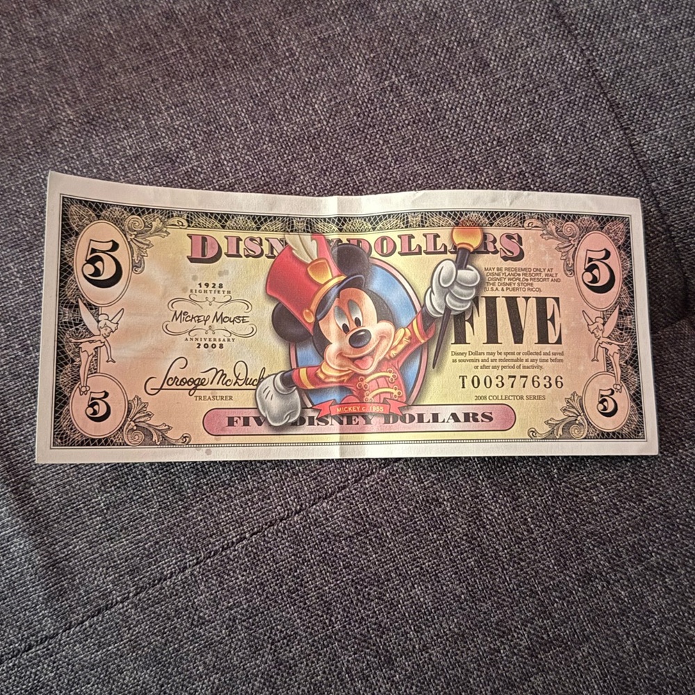 ✨2008 Disney Dollar